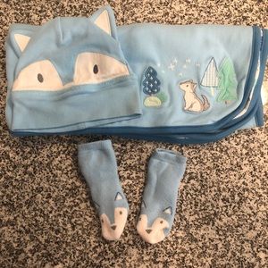 Gymboree receiving blanket, hat, and socks
